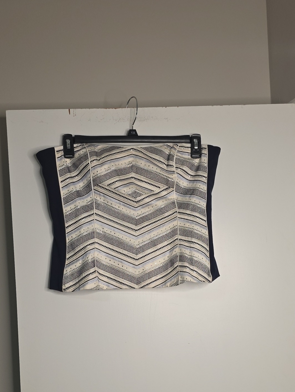 White House Black Market Navy and Cream Chevron Panel Top